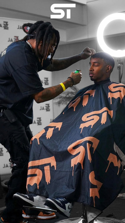 Supreme Trimmers USA Peleryna Barberska do strzyżenia Drip King